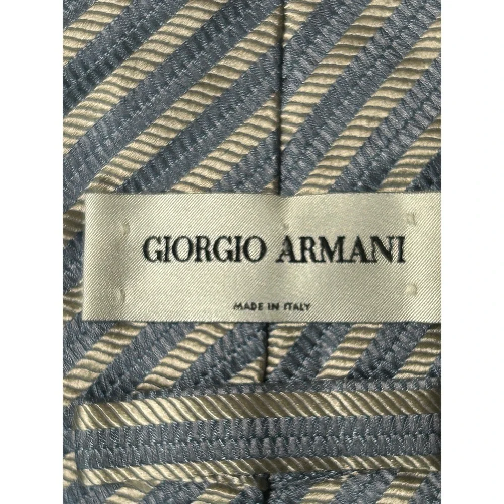 Giorgio Armani measurements width